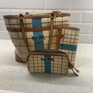 *3 piece COACH set!!!